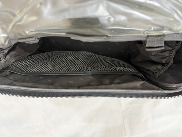 American Tourister Hanging Toiletry Kit