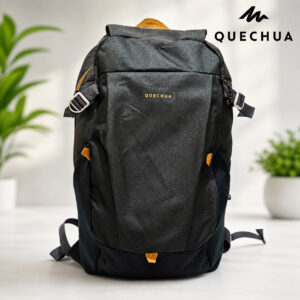 Quechua Hiking Pre loved Backpack Quechua Hiking Pre loved Backpack