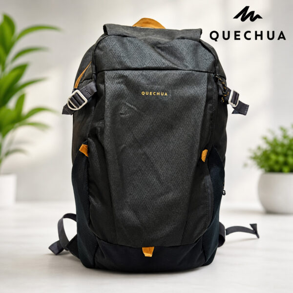 Quechua Hiking Pre loved Backpack